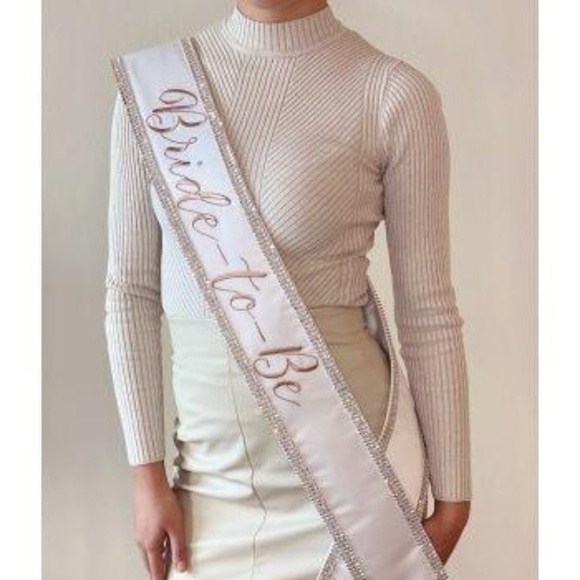 The Radiant 'Bride-To-Be' Sash By The Sash Company - Picture 4 of 12